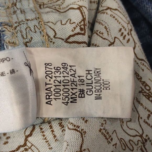 ARIAT RELAXED BOOT CUT JEANS. - Picture 8 of 17